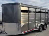 Maverick Trailers Standard Steel Horse Trailer — фото 1